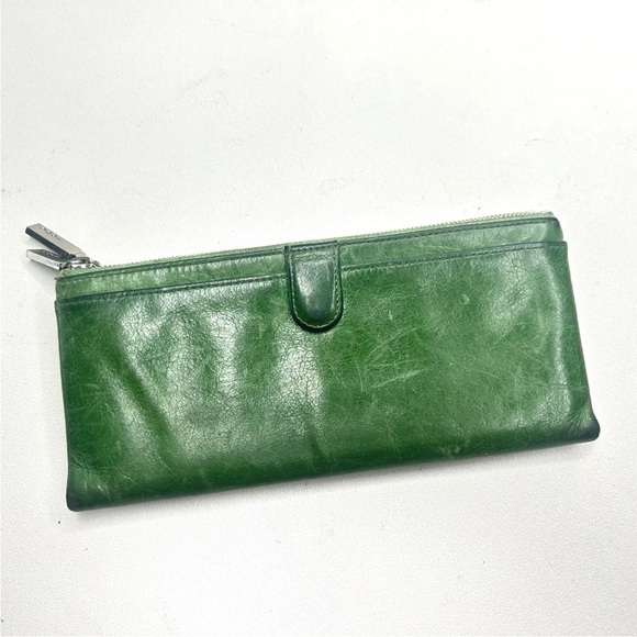 HOBO Green Leather Wallet - Picture 1 of 9